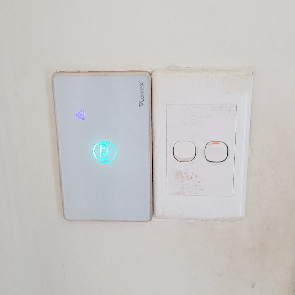 chong-giat-cong-tac-binh-nuoc-nong-vconnex-thuc-te